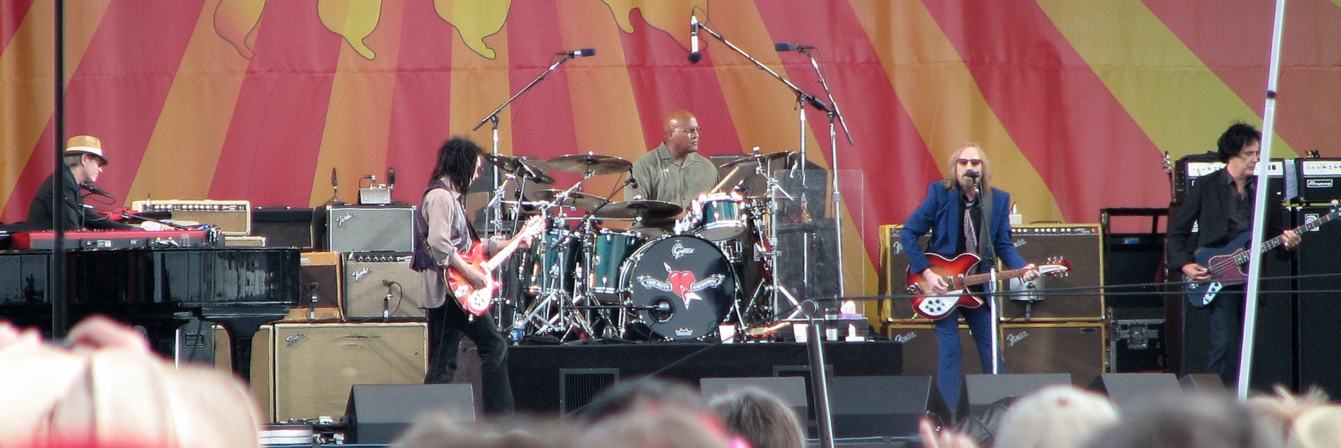 Scott Thurston, Mike Campbell, Steve Ferrone, Tom Petty, and Ron Blair