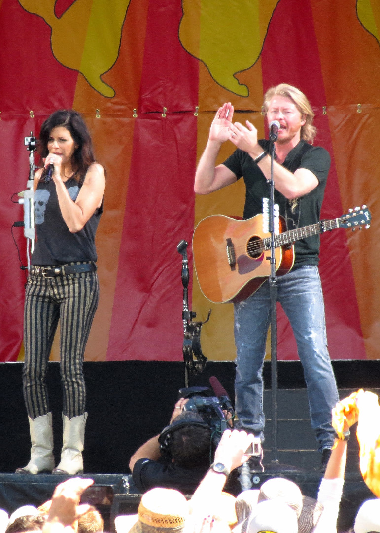 Karen Fairchild & Phillip Sweet of Little Big Town