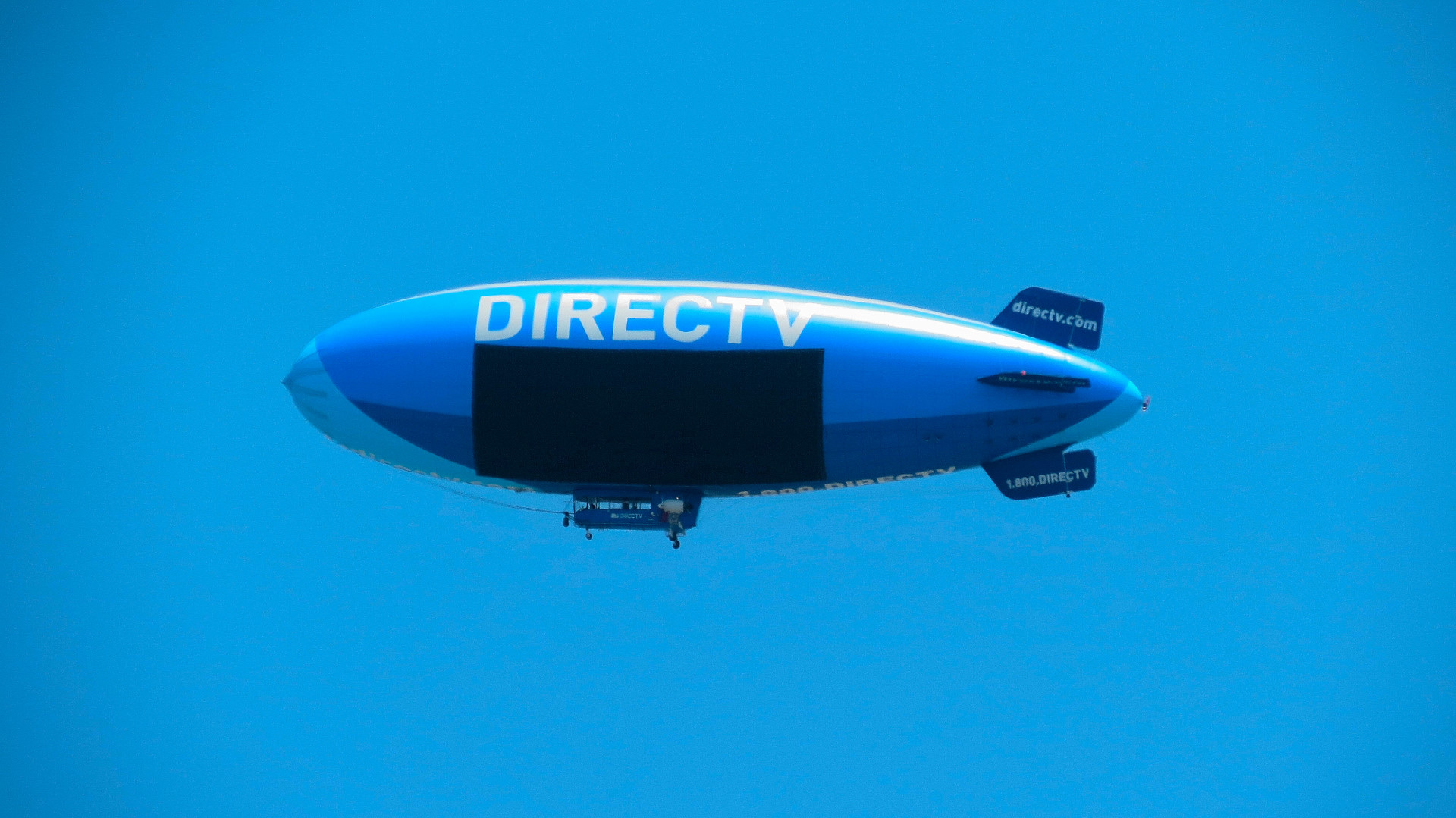 DirectTV blimp